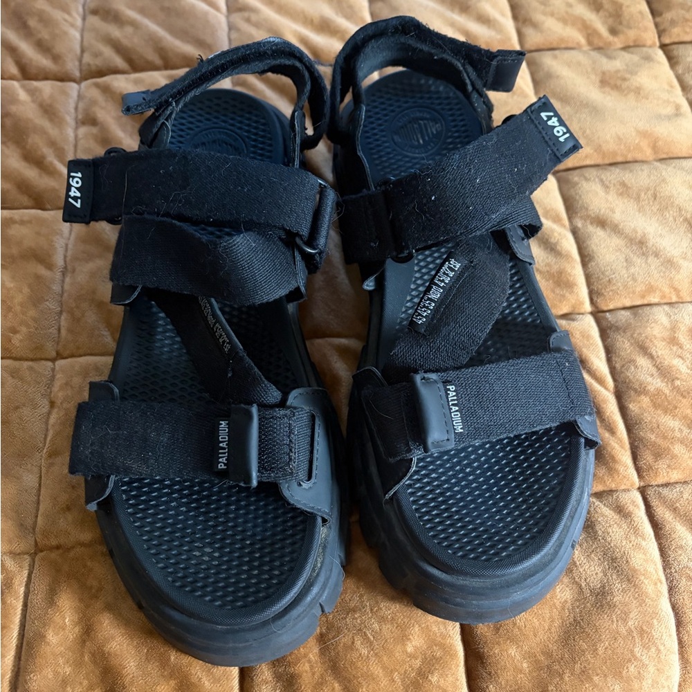 Palladium Revolt Sandal Mono - Picture 2 of 5